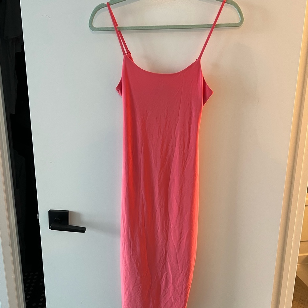 FASHIONNOVA - spaghetti strap dress